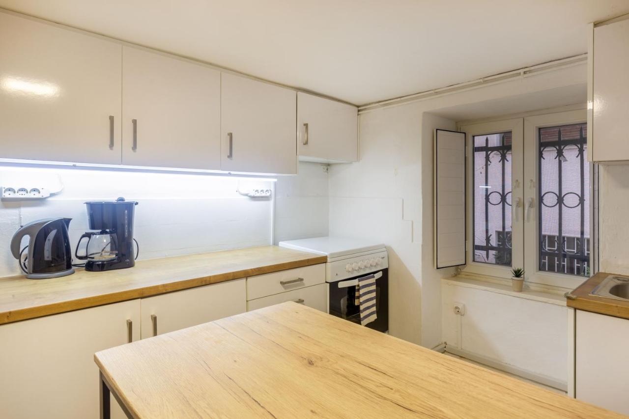 Charming Apartment In The Heart Of Plaka Athen Eksteriør billede